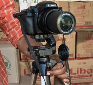 ባስቸኮይ የሚሸጥ ካሜራ Panasonic Lumix Fz80