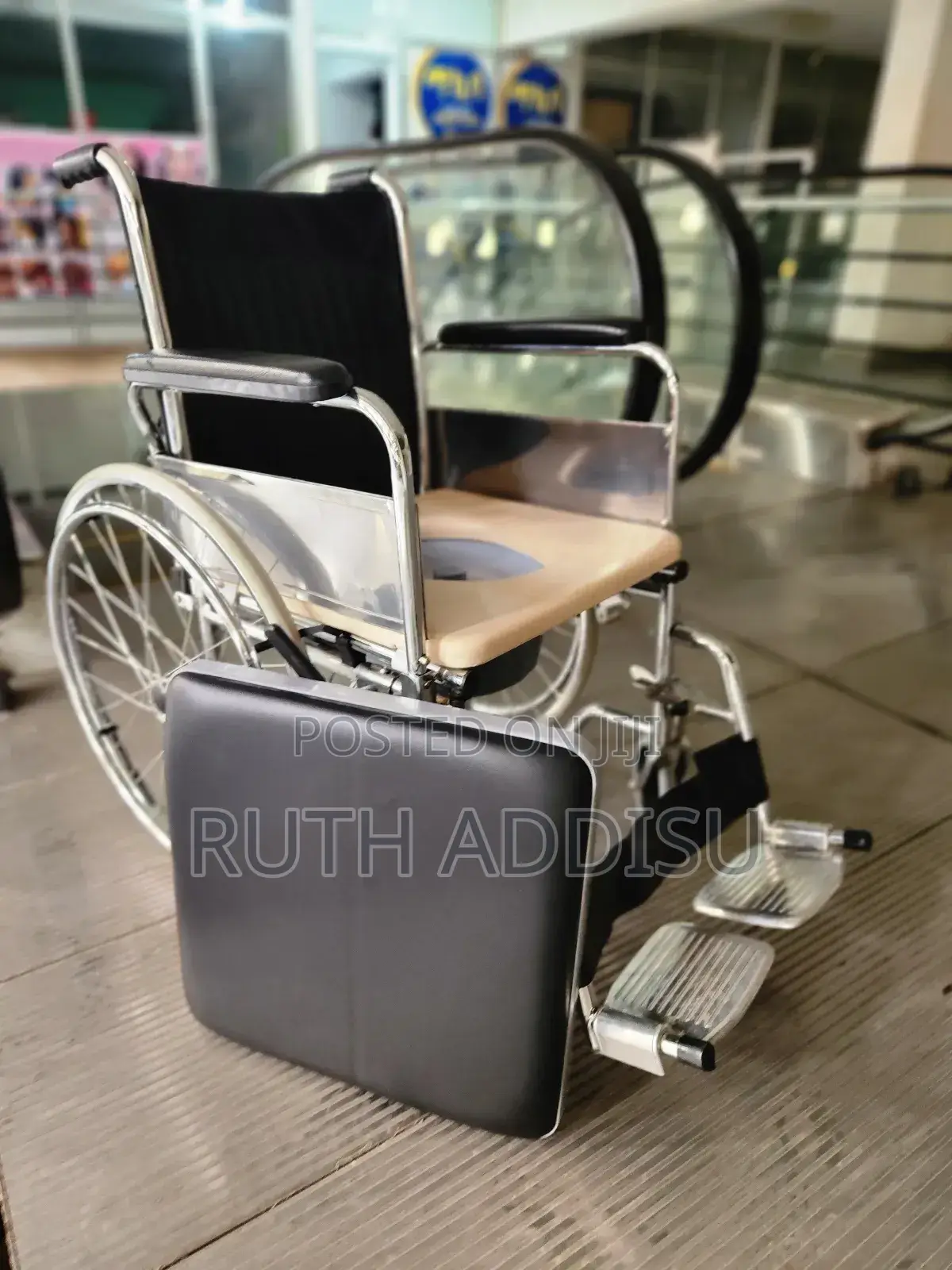 Wheelchair藥房wheelchair並無wheelchair前面wheelchair由來wheelchair