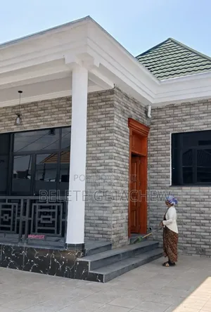 4bdrm Villa in Ayat, Luxury Villa, Bole for sale