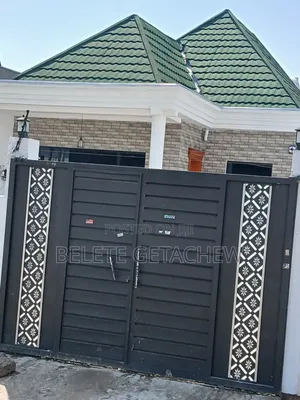 4bdrm Villa in Ayat, Luxury Villa, Bole for sale