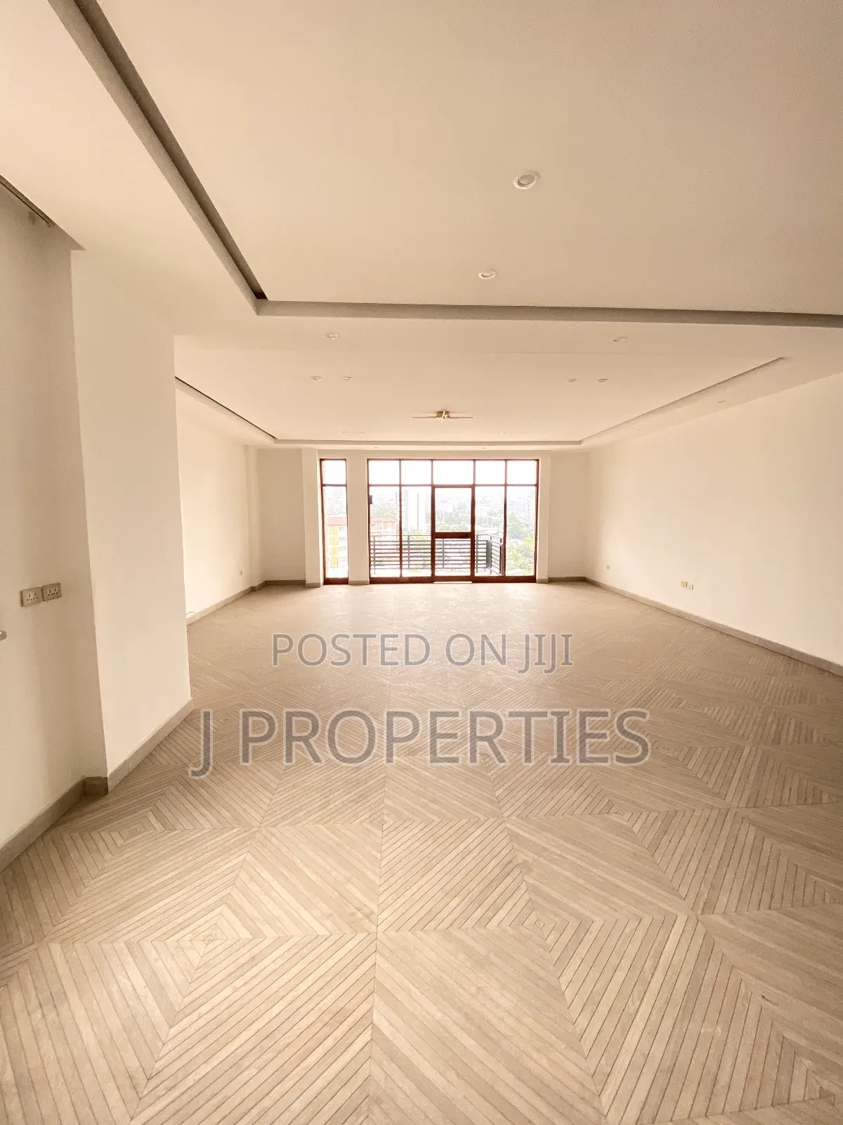 4bdrm Apartment in Kirkos for rent