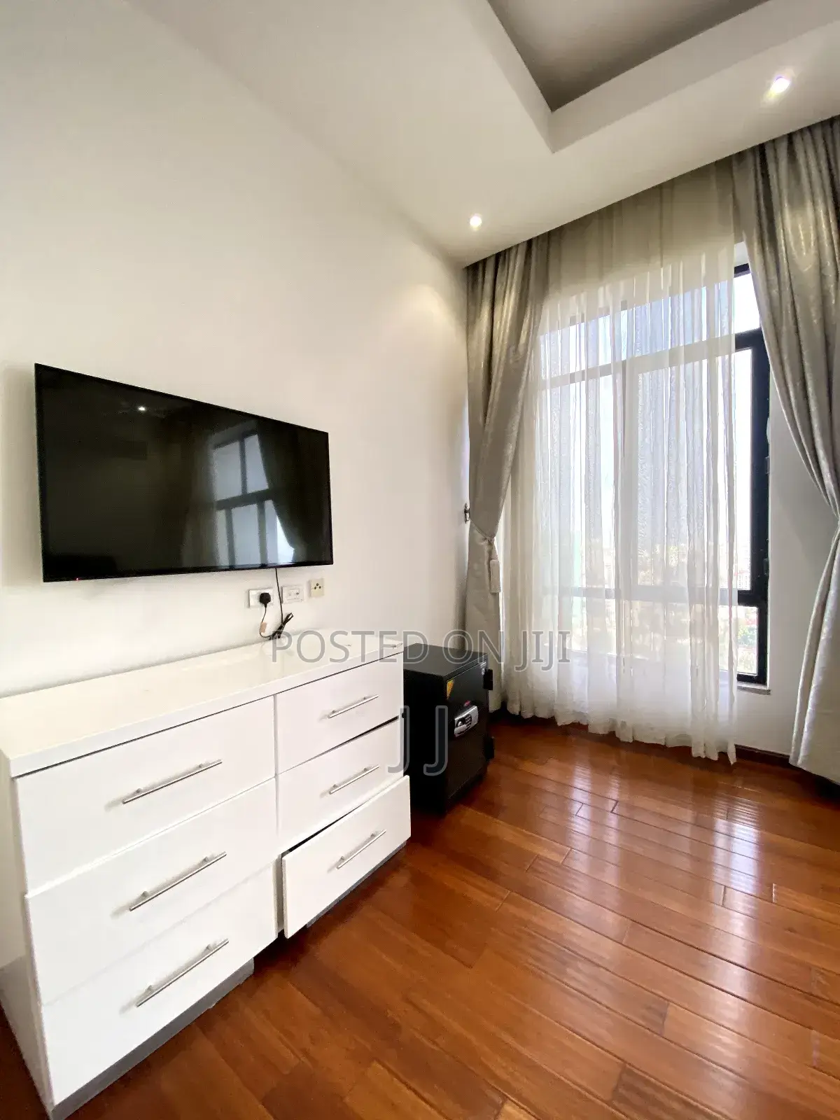Furnished 4bdrm Penthouse in Bole for rent