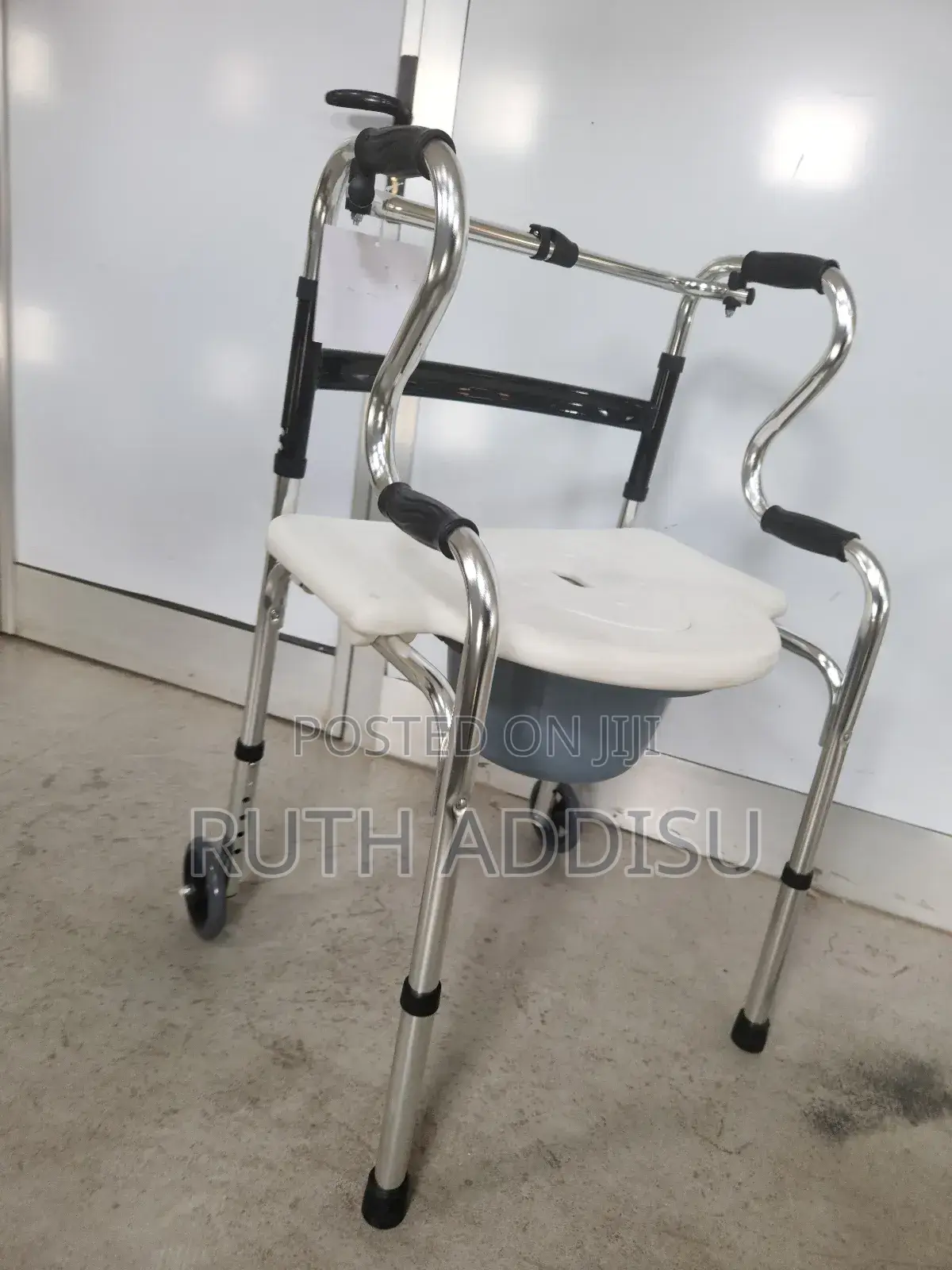 Commode Rwmovable Popo Toilet Seat當時poty Chair Walker New