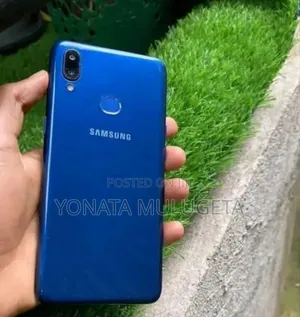 Photo - Samsung Galaxy A10s 32 GB Blue