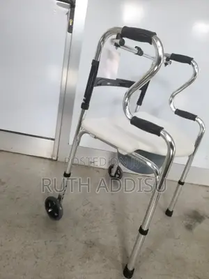 Walker With Commode Chair才能commode Walker並不commode Walker