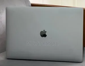 New Laptop Apple MacBook Pro 2019 16GB Intel Core I7 SSD 512GB