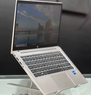 New Laptop HP EliteBook 830 G8 16GB Intel Core I5 SSD 512GB