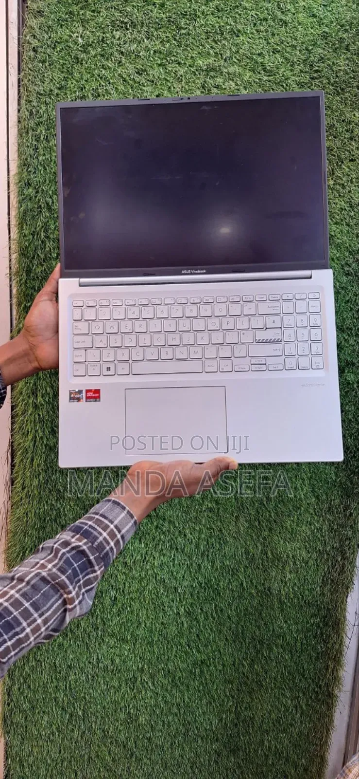 New Laptop Asus VivoBook 15 X505BA 8GB AMD Ryzen 5 SSD 256GB