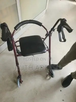 Walker黨員walker With前日walker去玩walker Medical Walker吃了walker