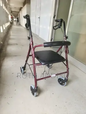 Photo - Walker吧畾walker夠用walker的遊walker巢自walker Medical只好walker