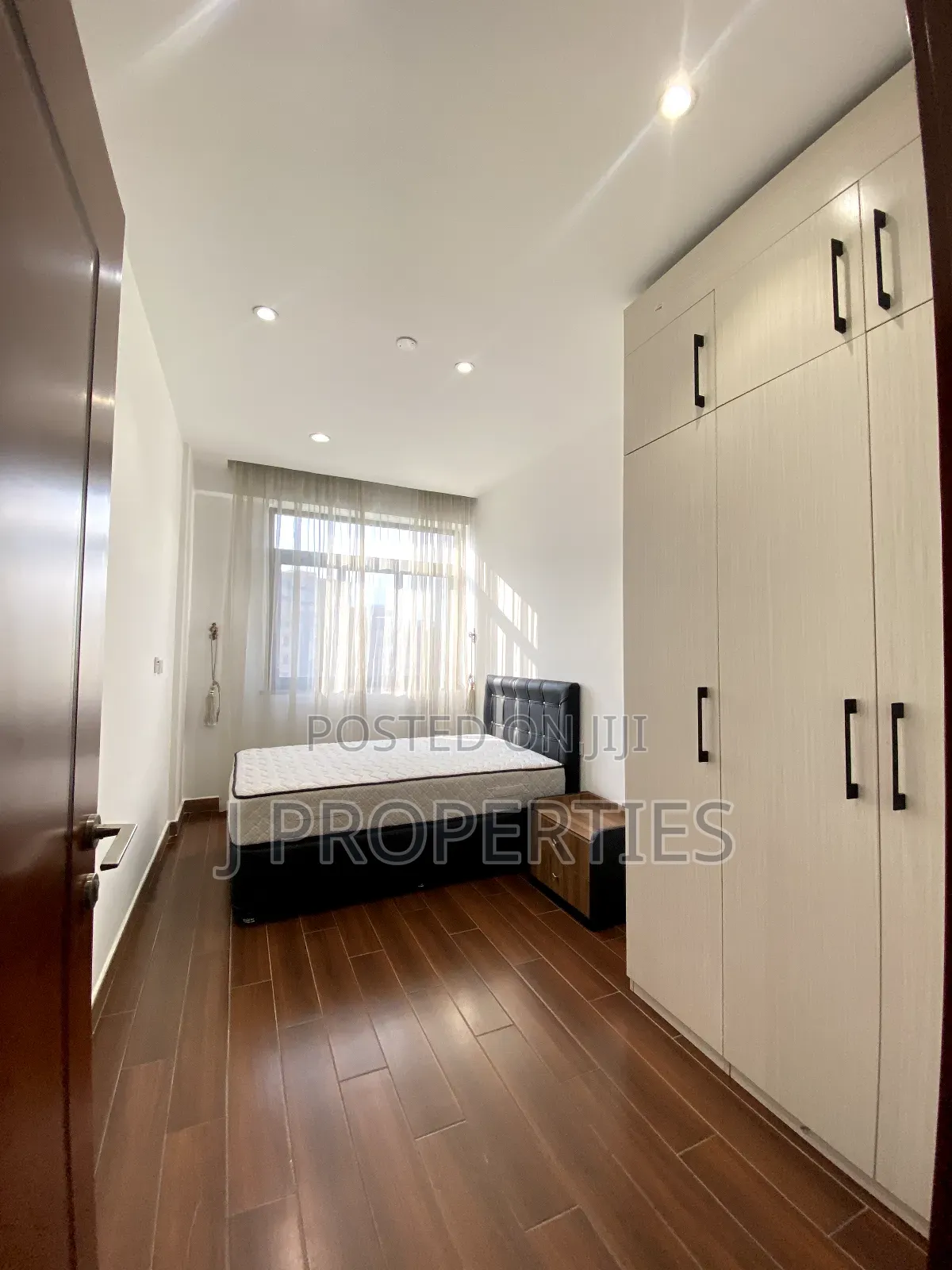 Furnished 3bdrm Apartment in Bole for rent