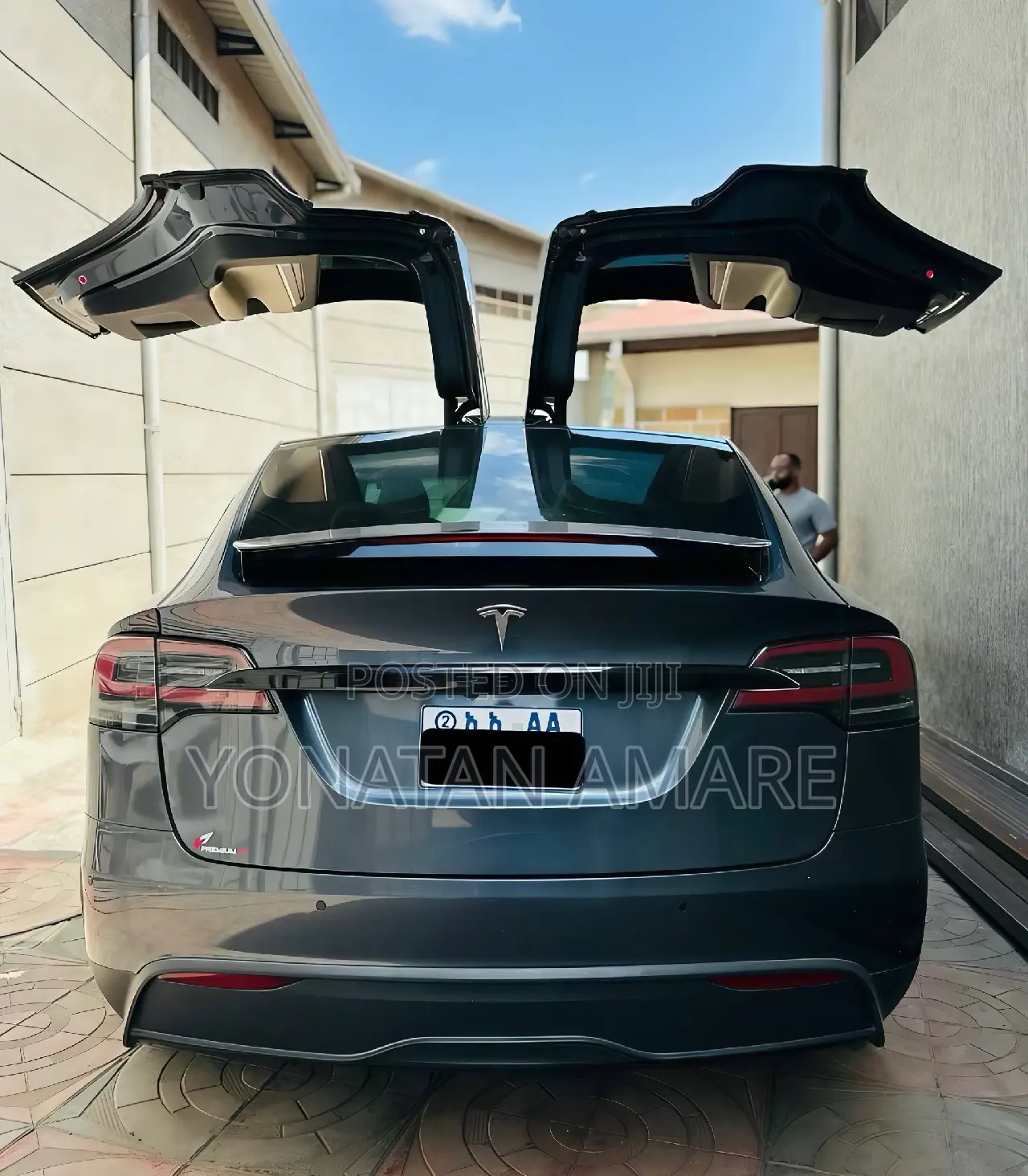 Tesla Model X 2024 Gray