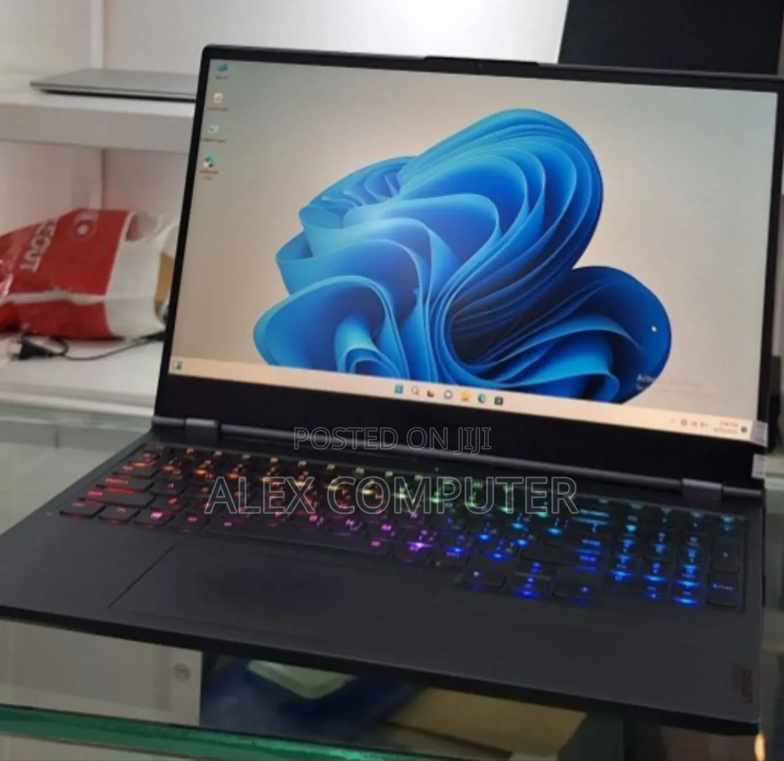 New Laptop Lenovo Legion 5 8GB Intel Core I7 SSD 1T