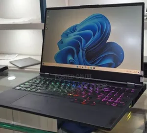 New Laptop Lenovo Legion 5 8GB Intel Core I7 SSD 1T
