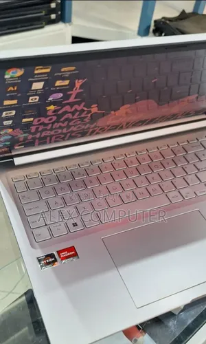 New Laptop Asus VivoBook 15 X505BA 8GB Intel Core I7 SSD 256GB