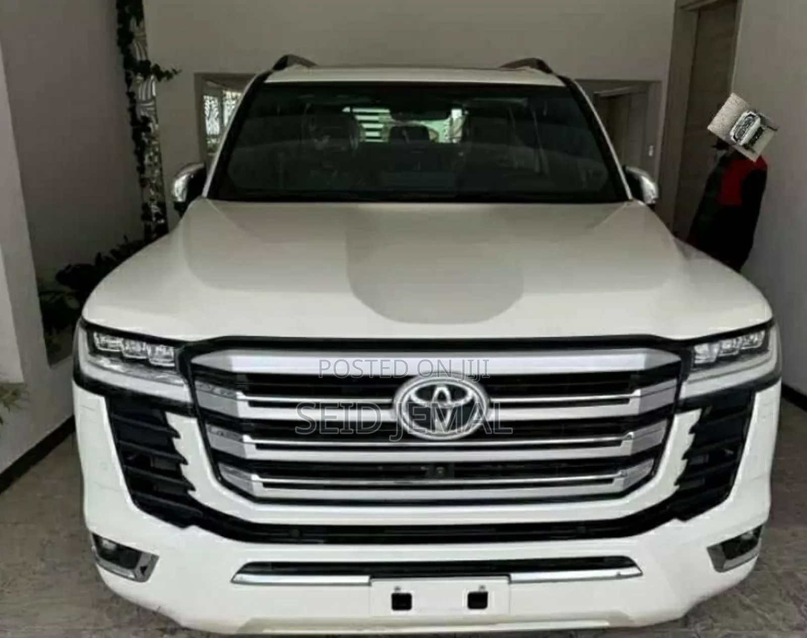 New Toyota Land Cruiser 2023 Off white