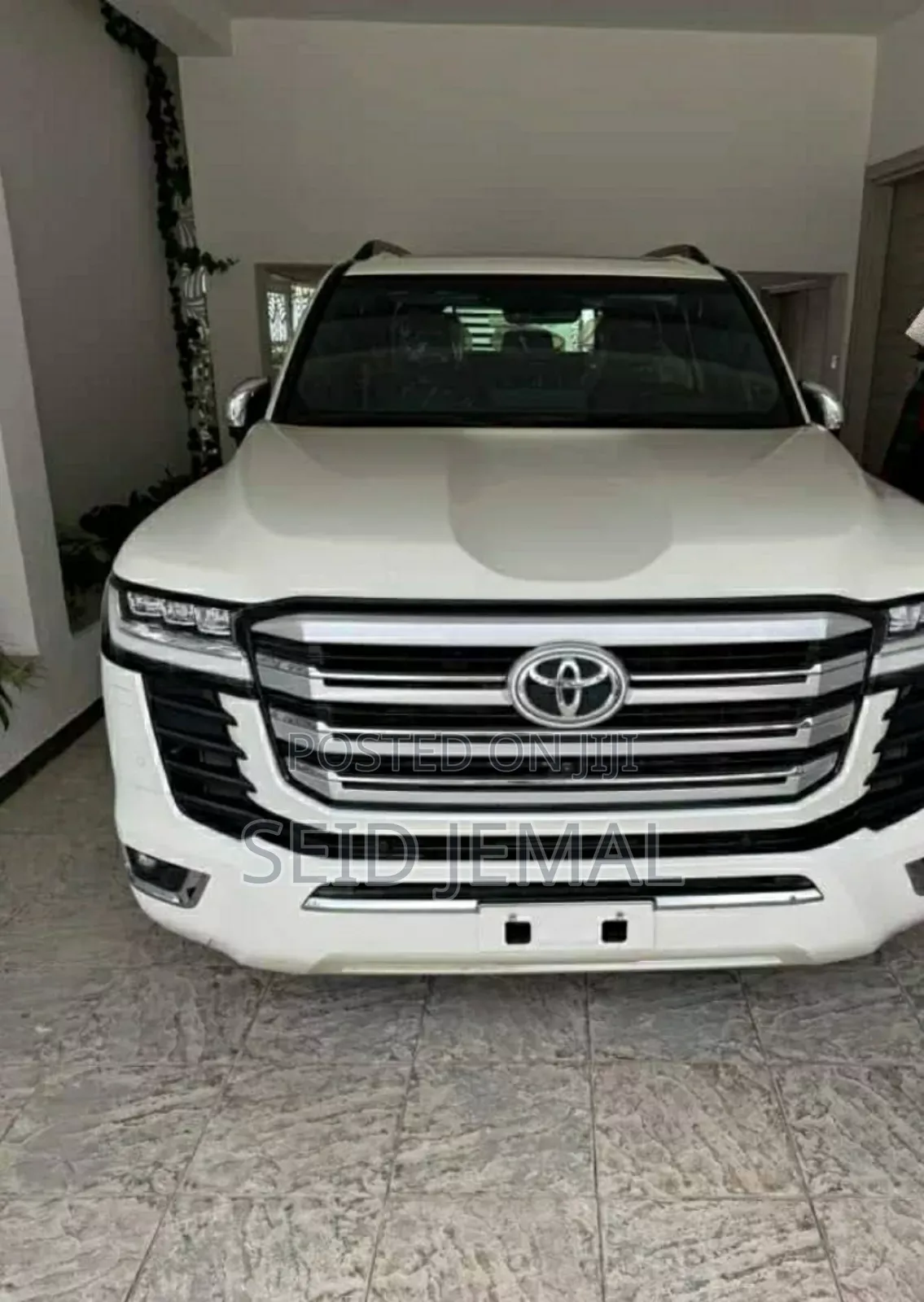 New Toyota Land Cruiser 2023 Off white