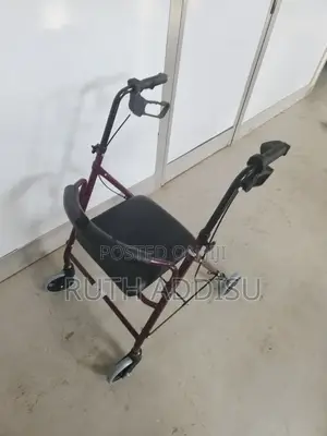 Photo - Walker藥房medical Walker去了medical Walker地震walker嵕了walker New