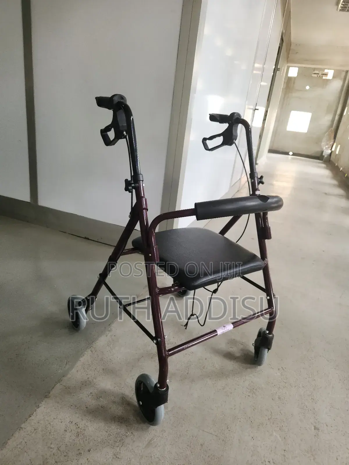 Walker瓶口walker上班walker嵕了walker有些walker藥廠walker裡面walker New