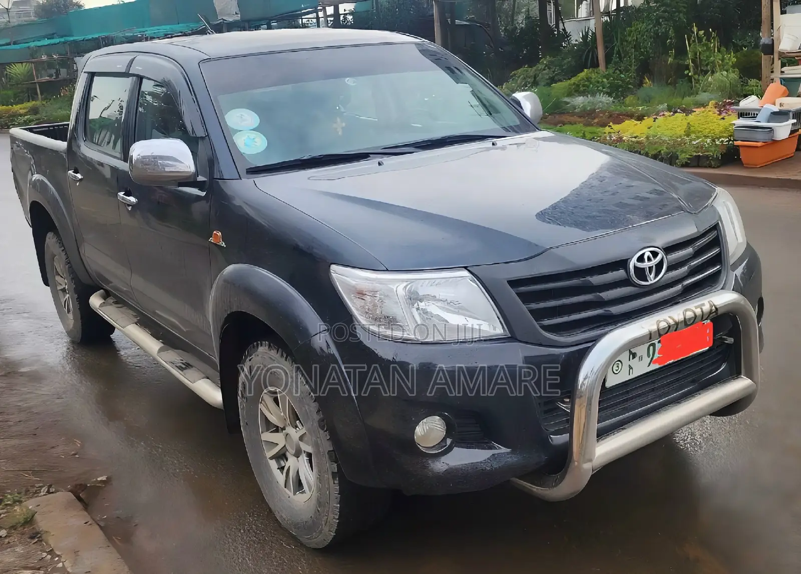 Toyota Hilux 2012 Gray