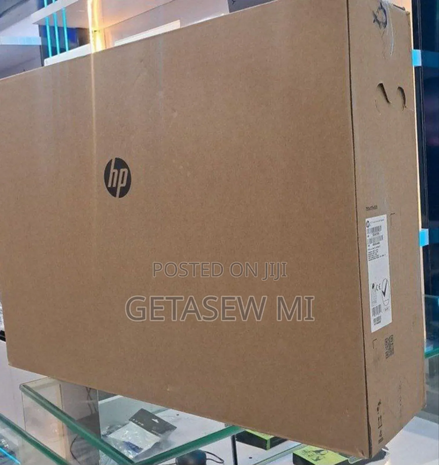 New HP 200 G4 22 All-in-One 8GB Intel Core I7 SSD 512GB