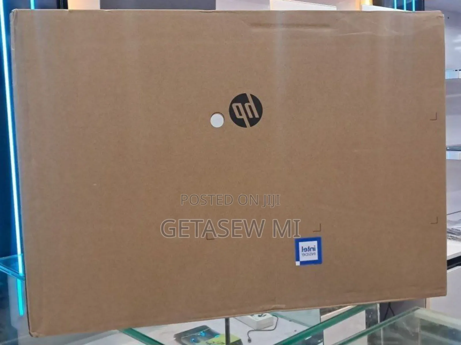 New HP 200 G4 22 All-in-One 8GB Intel Core I7 SSD 512GB
