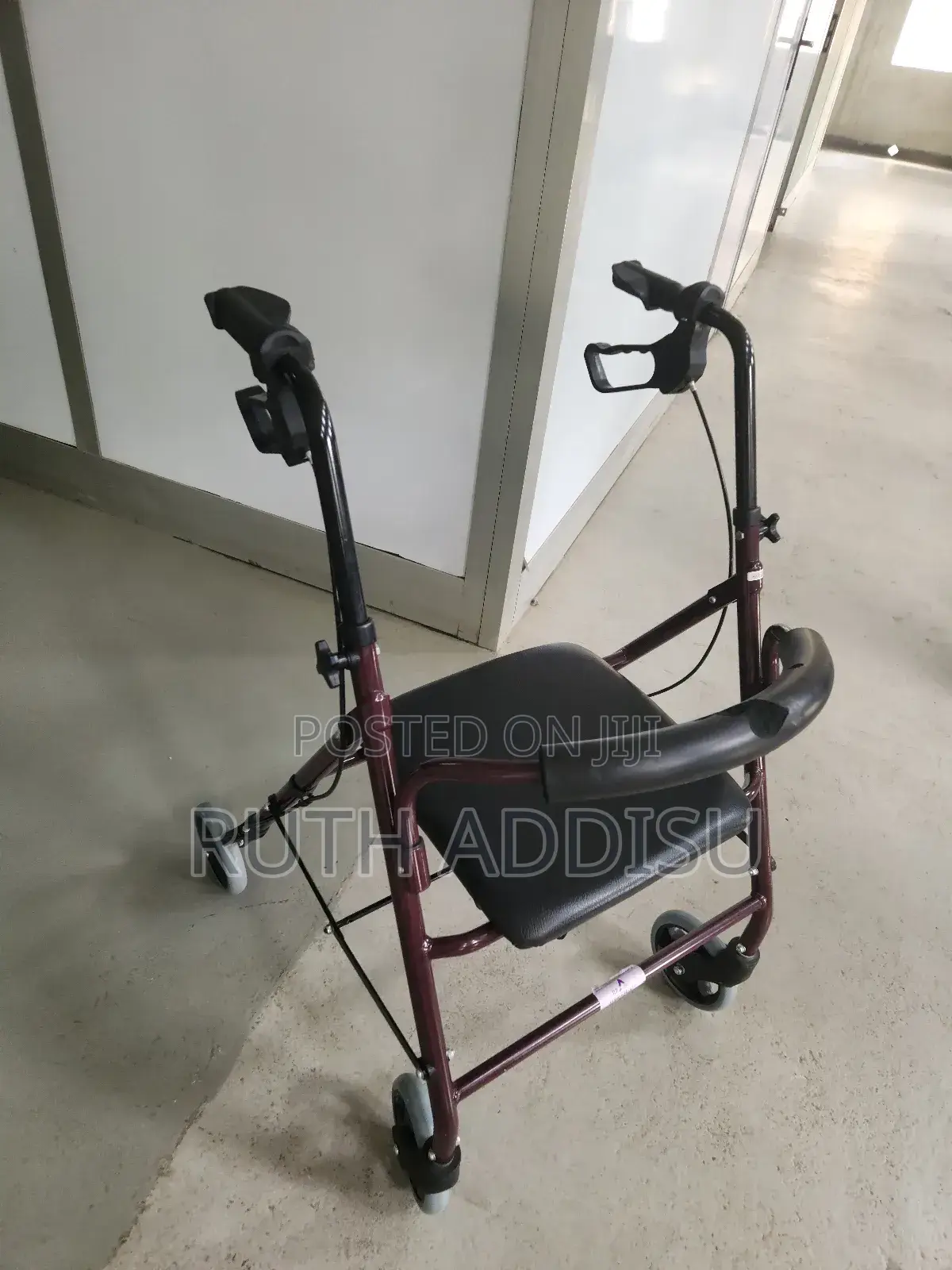 Foldable Walker並不almunium With Wheel Walker上升walker New