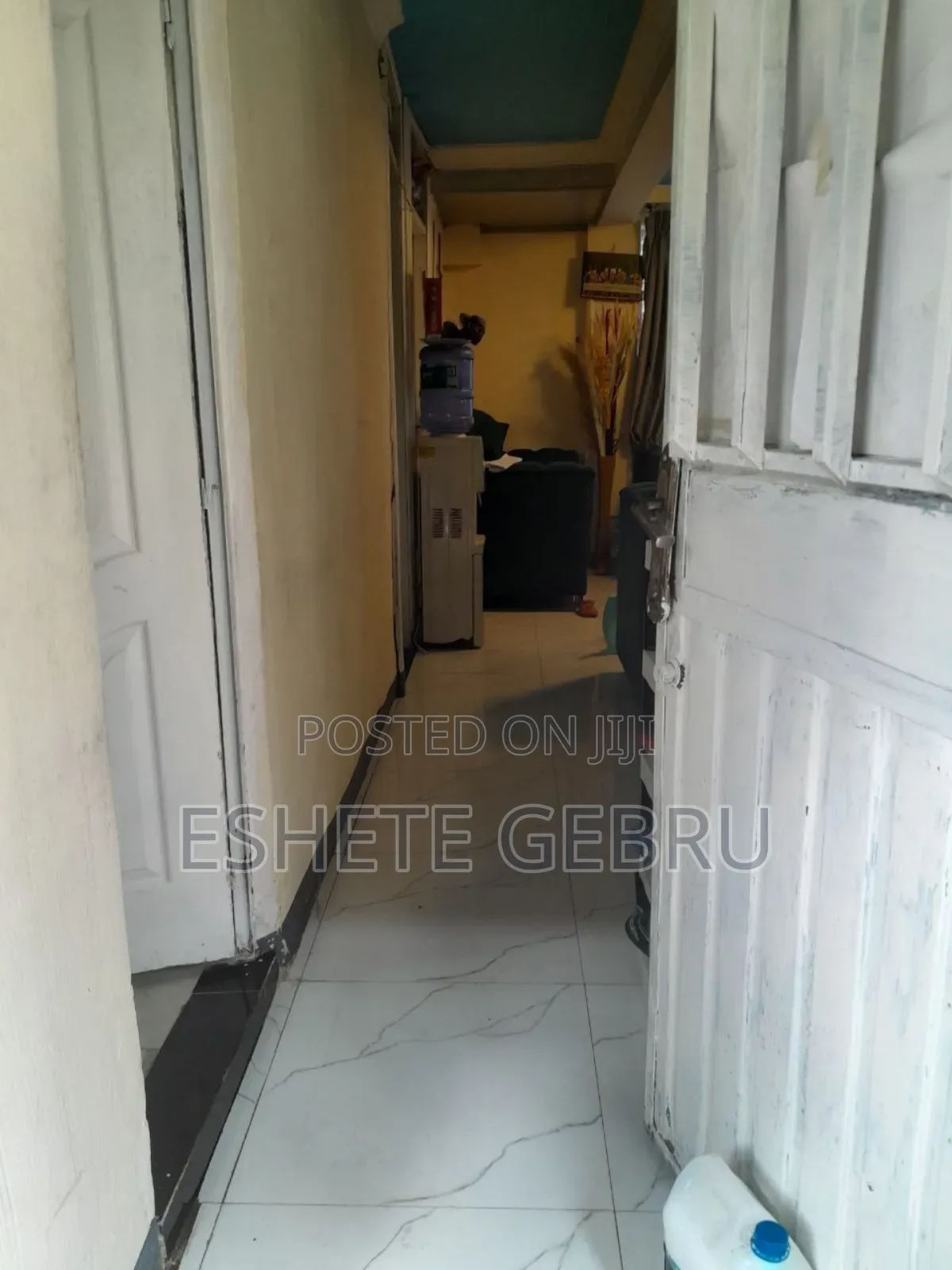 Furnished 2bdrm Condo in 20/80 ኮንዶሚንየም, Nifas Silk-Lafto for sale