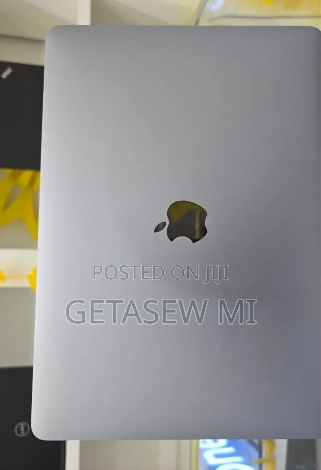 New Laptop Apple MacBook Pro M1 8GB Apple M1 SSD 256GB