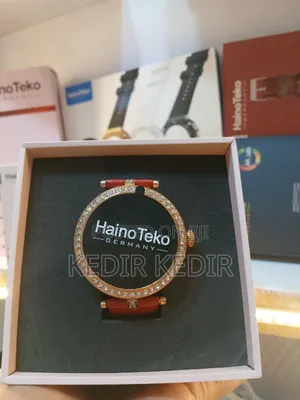 ለሴቶች ለልደት፣ለምርቃት ስጦታ የሚሆን Haino-Teko Rw 21 Smart Watch