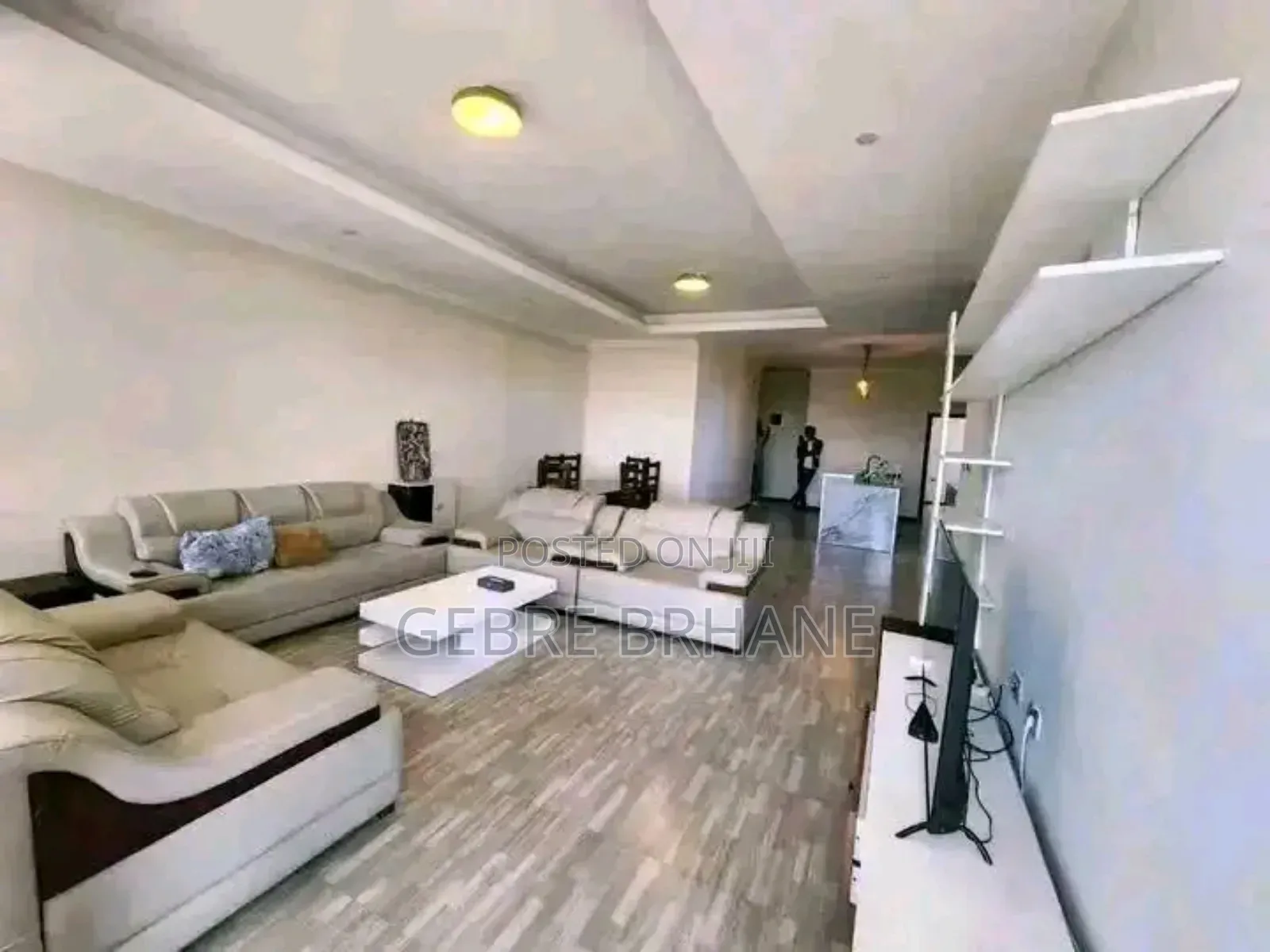 Furnished 5bdrm Apartment in Apartment, Yeka for rent