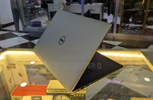 Photo - New Laptop Dell XPS 15 8GB Intel Core I5 SSD 256GB