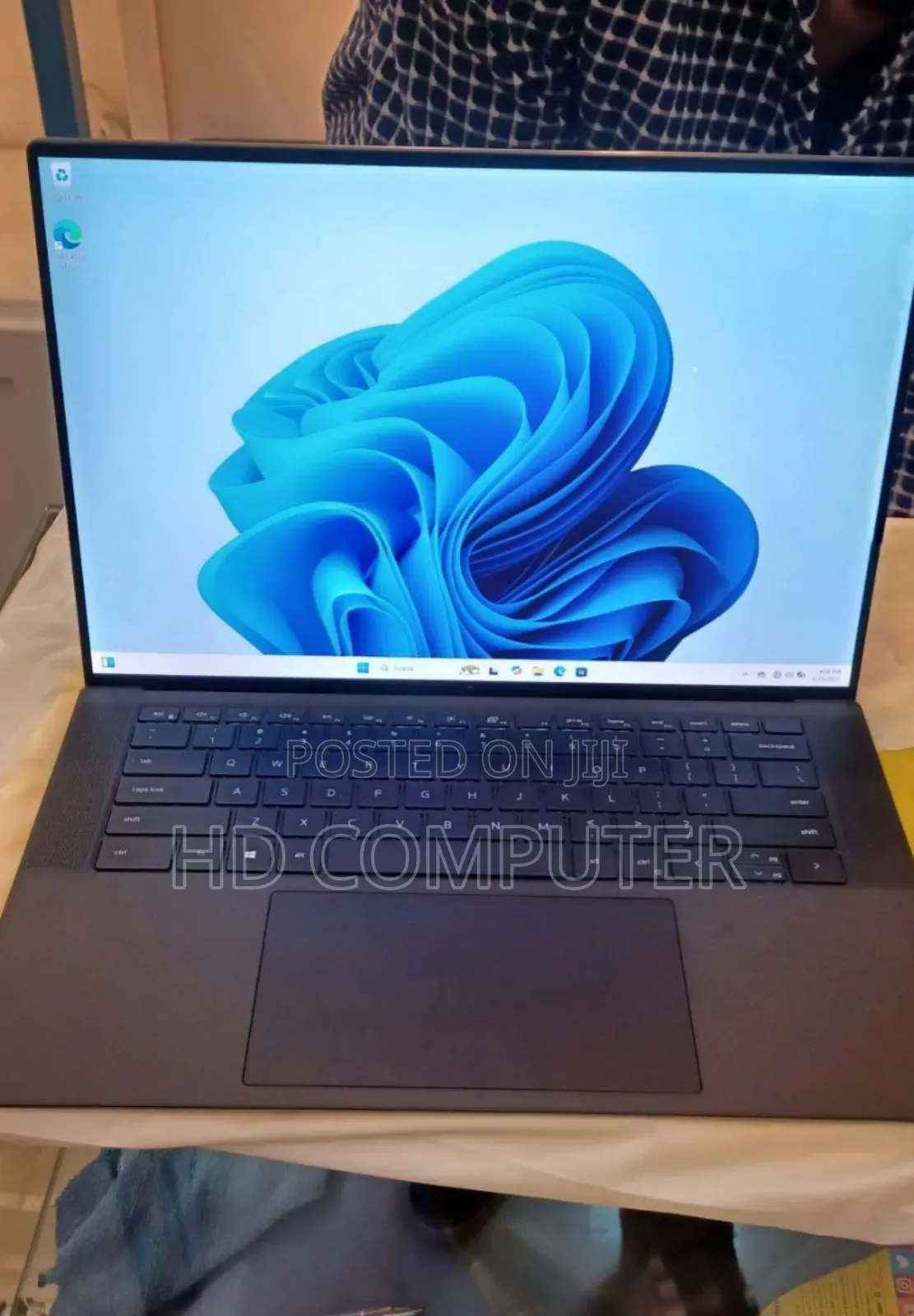 New Laptop Dell Precision 5550 16GB Intel Core I7 SSD 512GB