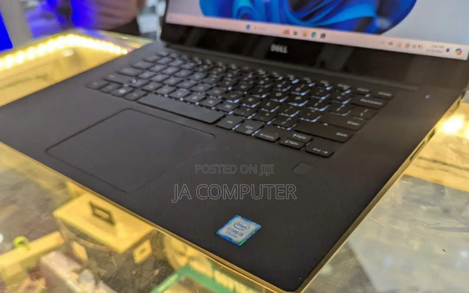 New Laptop Dell XPS 15 8GB Intel Core I5 SSD 256GB