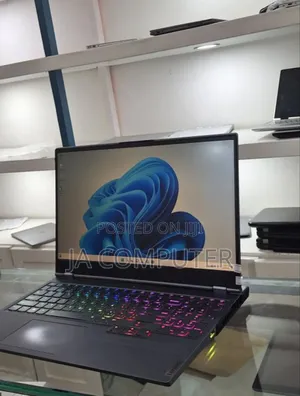 New Laptop Lenovo Legion 5 8GB Intel Core I7 SSD 1T