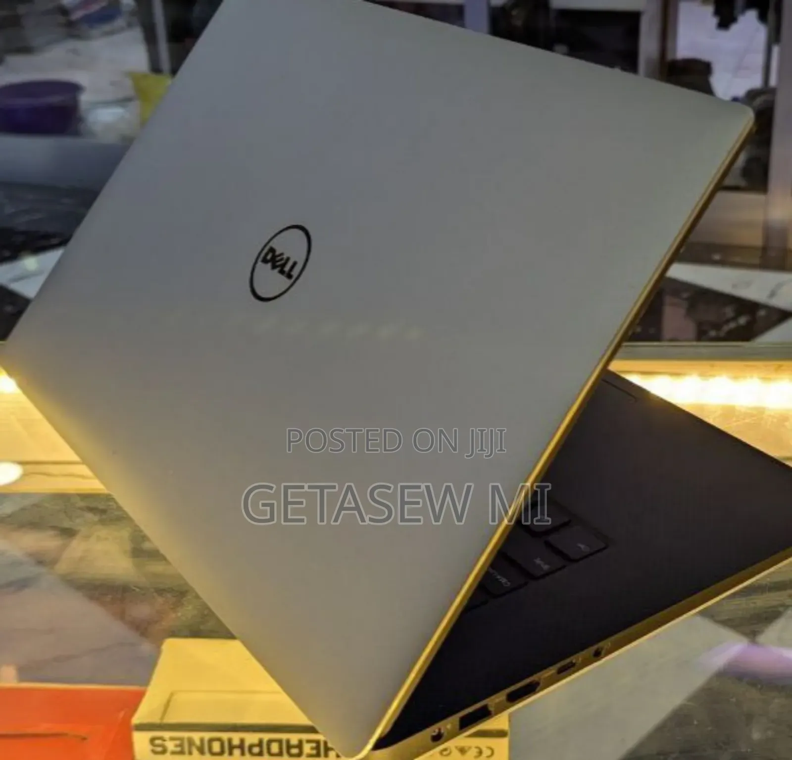 New Laptop Dell XPS 15 8GB Intel Core I5 SSD 256GB