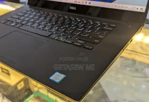 New Laptop Dell XPS 15 8GB Intel Core I5 SSD 256GB