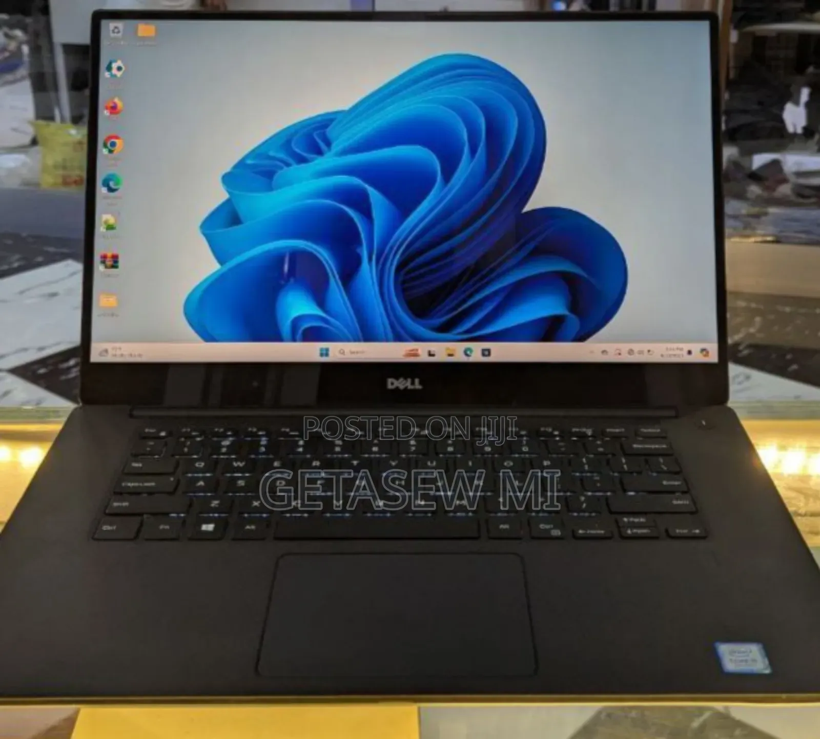 New Laptop Dell XPS 15 8GB Intel Core I5 SSD 256GB