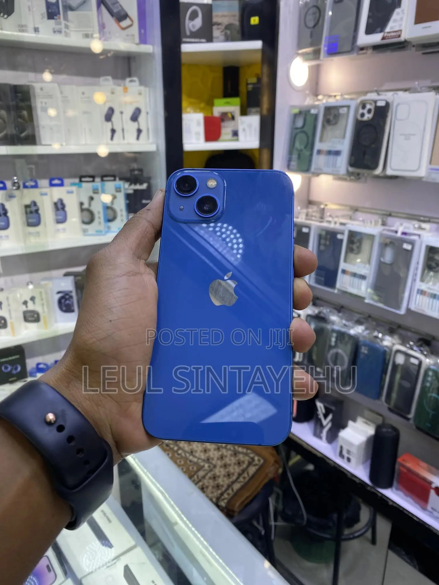 New Apple iPhone 13 256 GB Blue