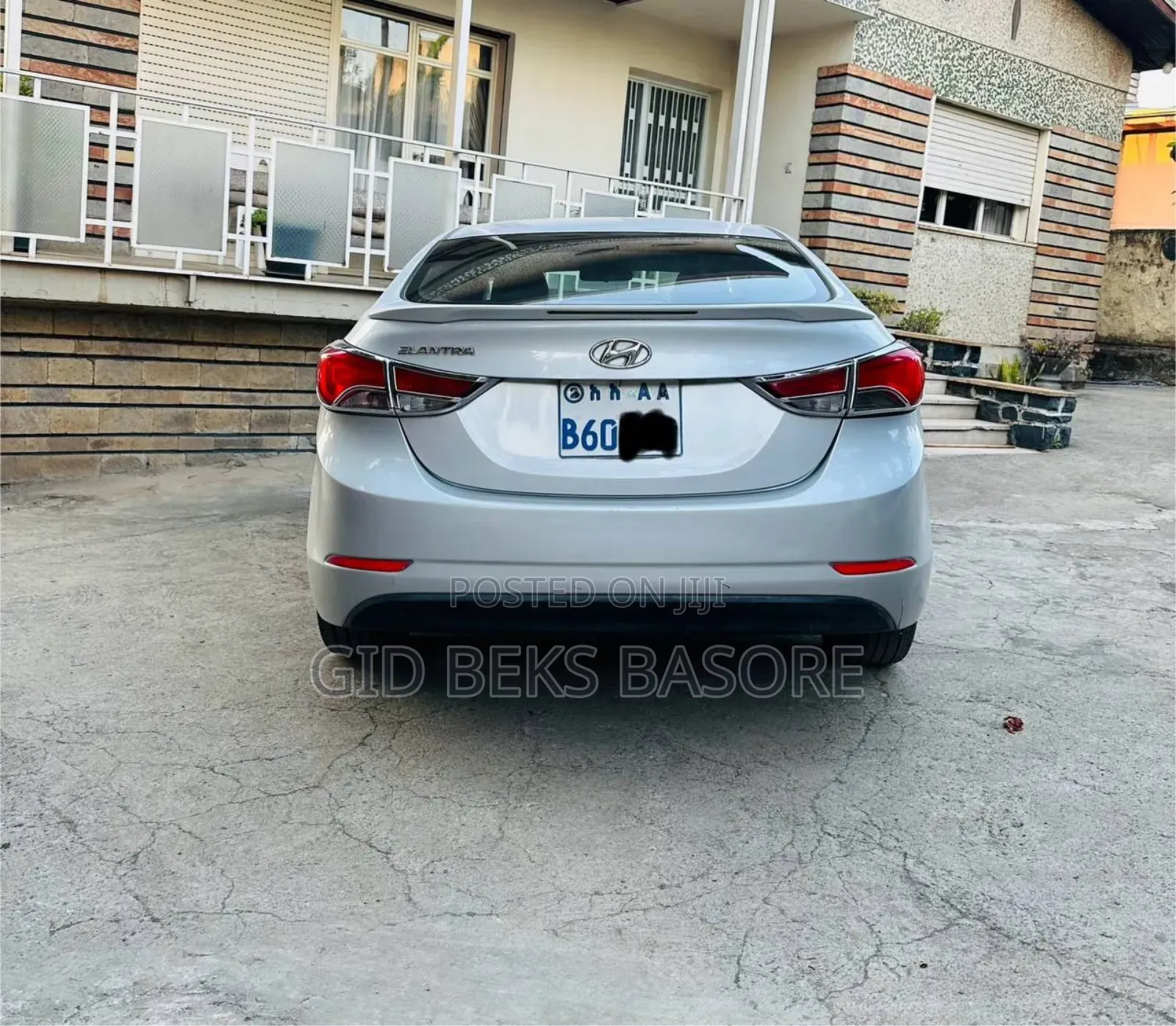 Hyundai Elantra 2015 Silver