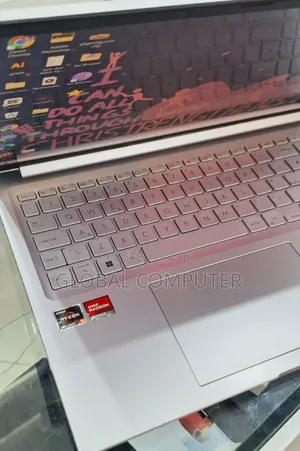 New Laptop Asus VivoBook W202 8GB AMD Ryzen 5 SSD 256GB