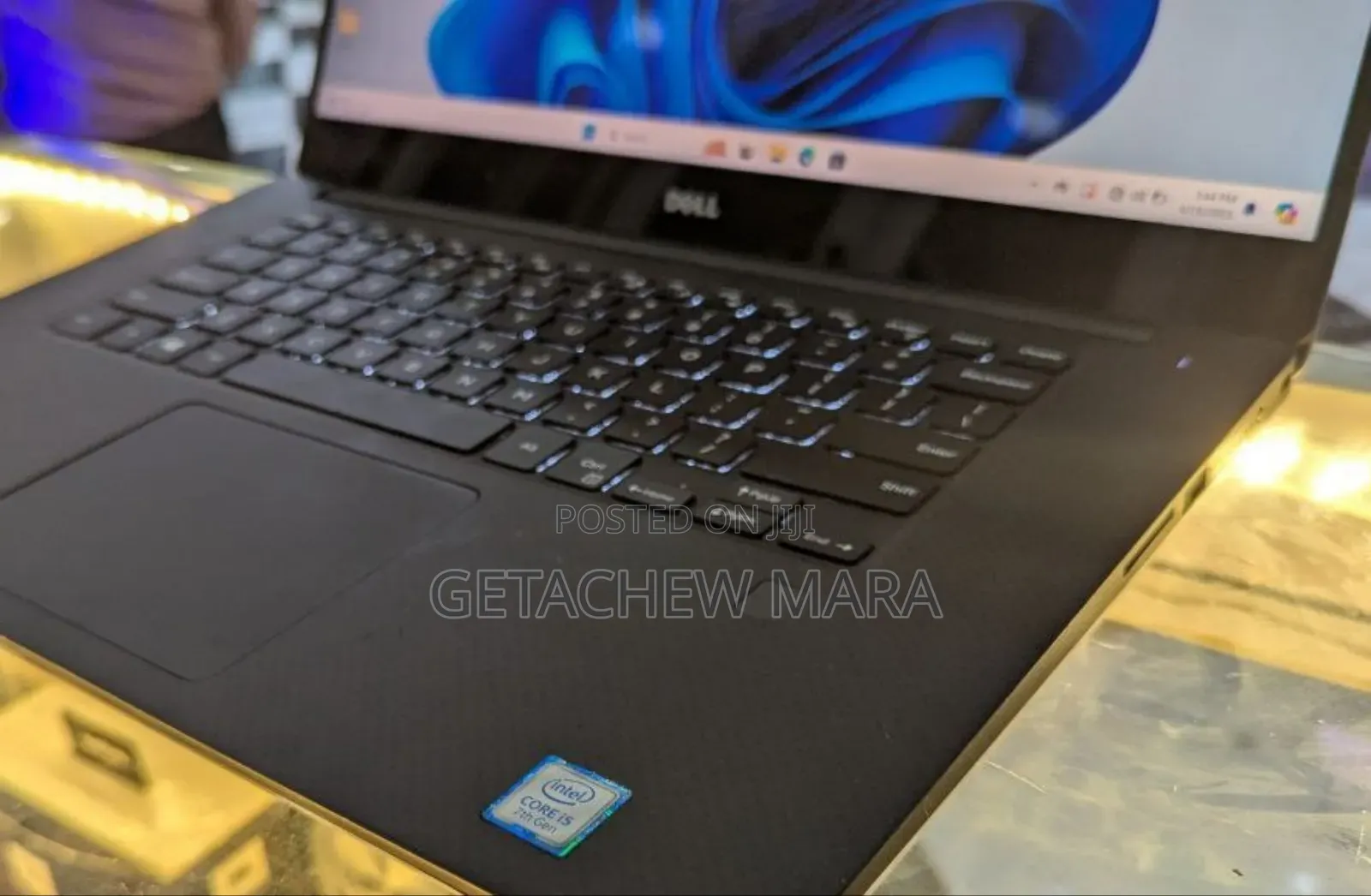 New Laptop Dell XPS 15 8GB Intel Core I5 SSD 256GB