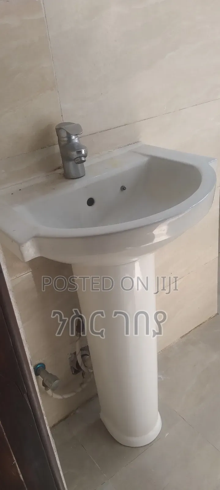 Furnished 2bdrm Condo in Ayat 49, 40/60, Yeka for rent