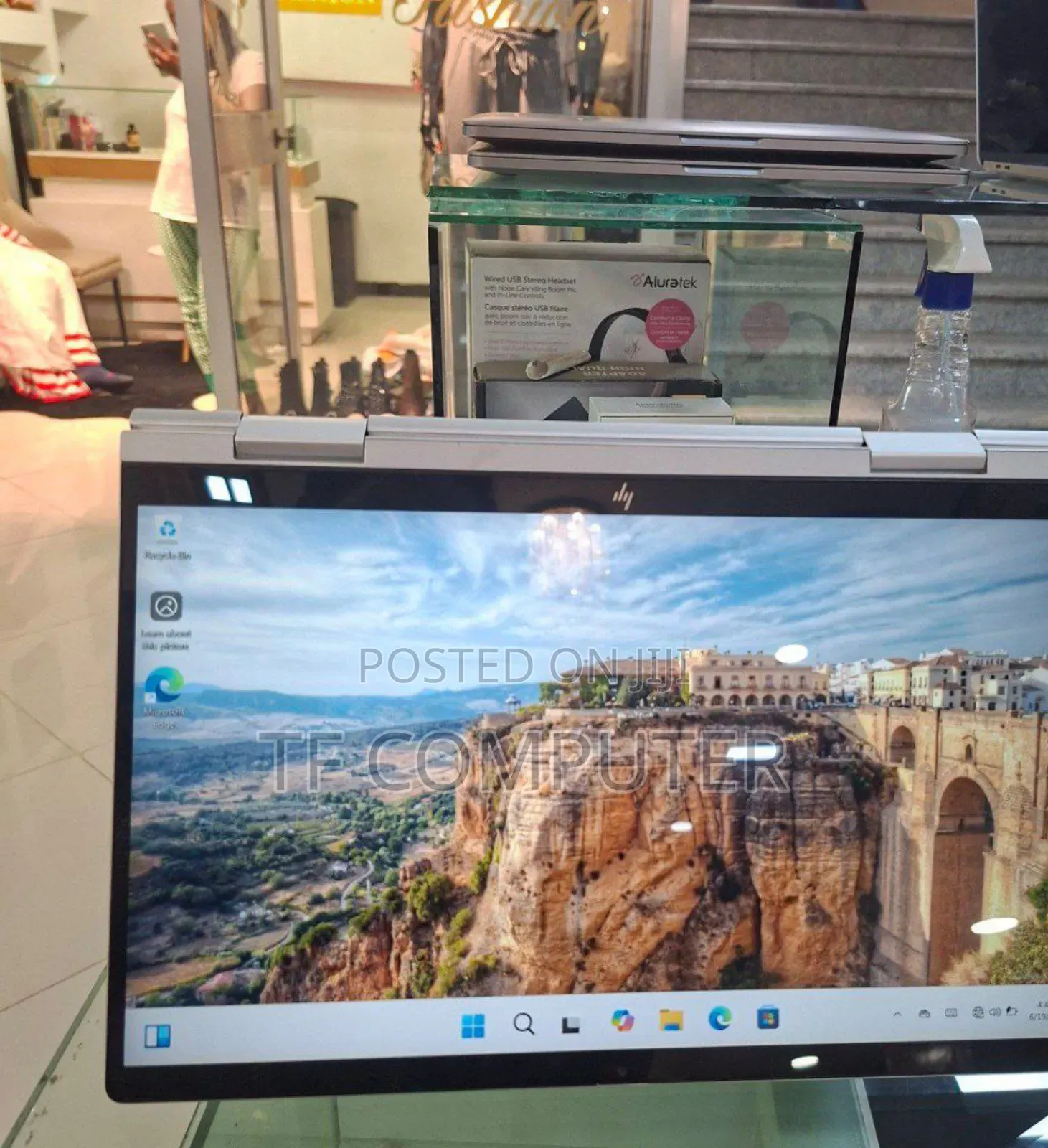 New Laptop HP Envy X360 8GB Intel Core Ultra 5 SSD 512GB