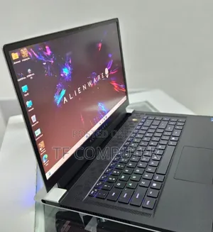 New Laptop Alienware M15 R3 32GB Intel Core I7 SSD 1T