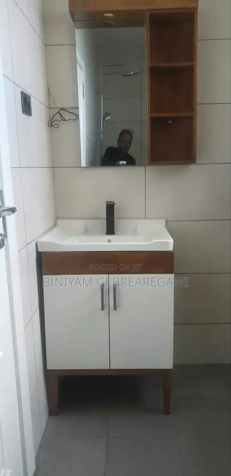 Furnished 1bdrm Apartment in Apartment, Yeka for rent