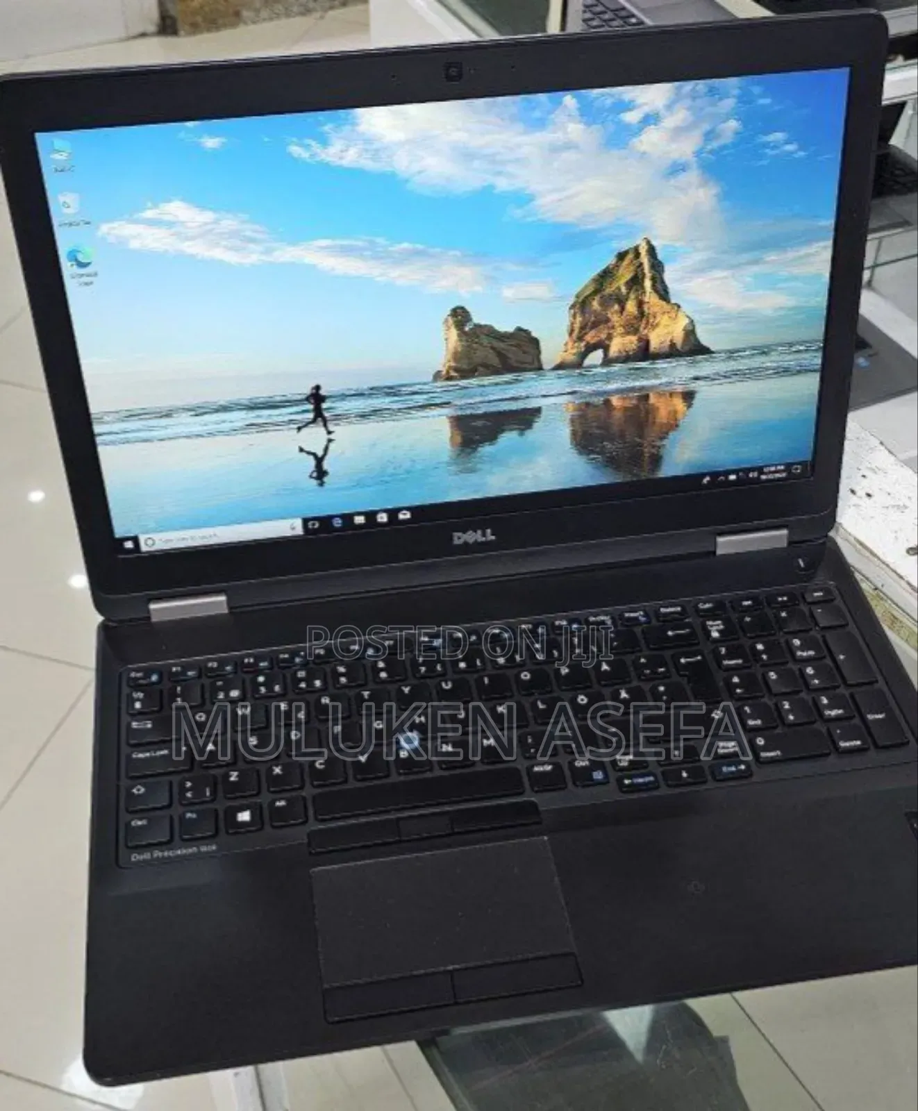 New Laptop Dell Precision 15 3520 16GB Intel Core I7 SSD 512GB