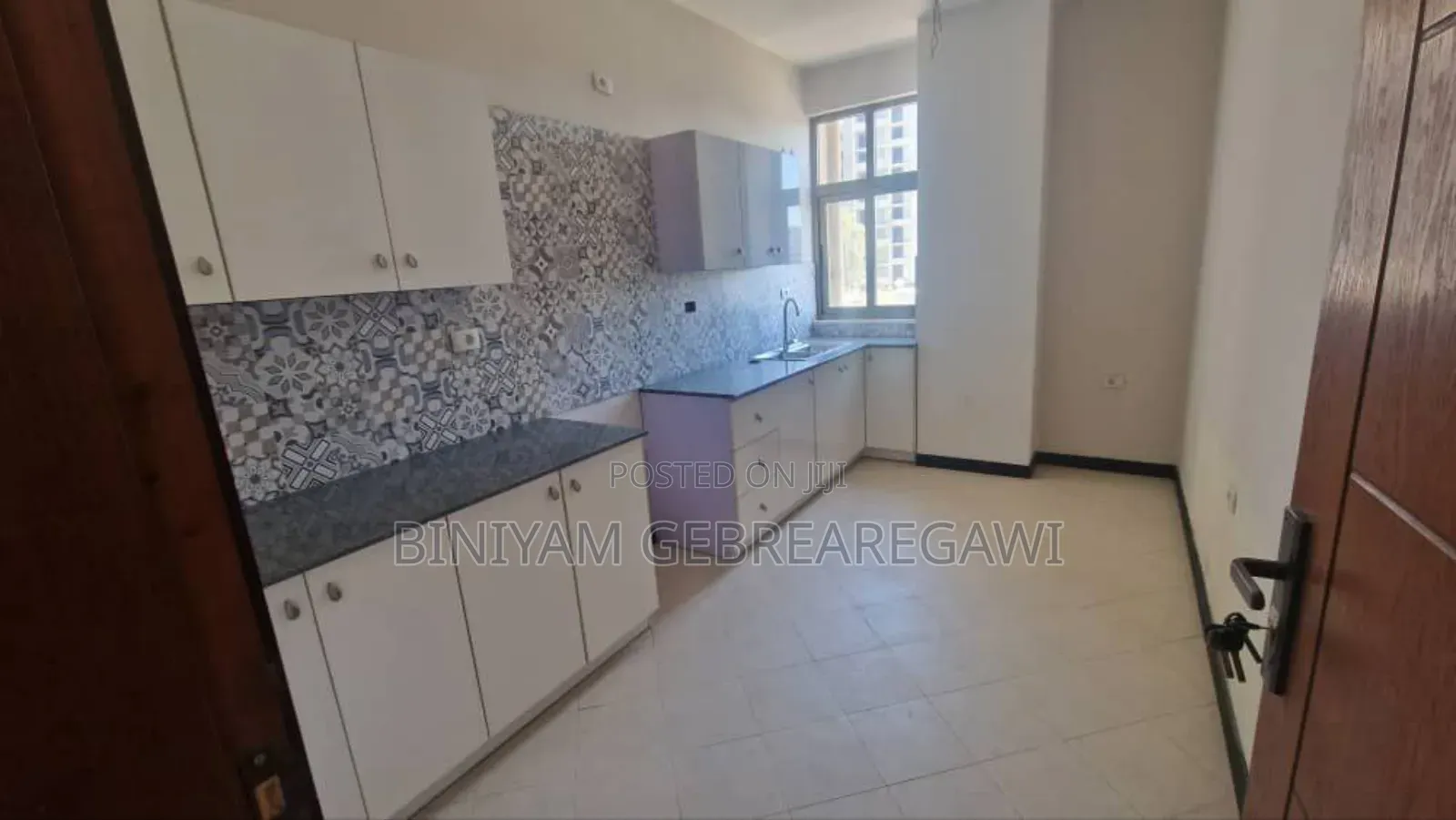 3bdrm Apartment in Apartment, Yeka for rent