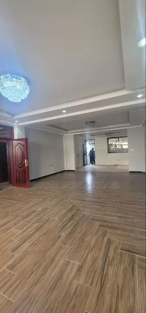 3bdrm Apartment in Apartment, Yeka for rent