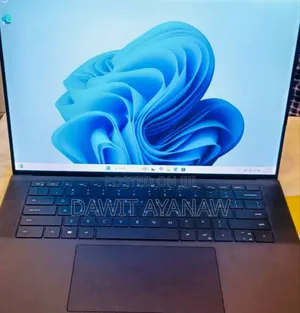 New Laptop Dell 16GB Intel Core I7 SSD 512GB